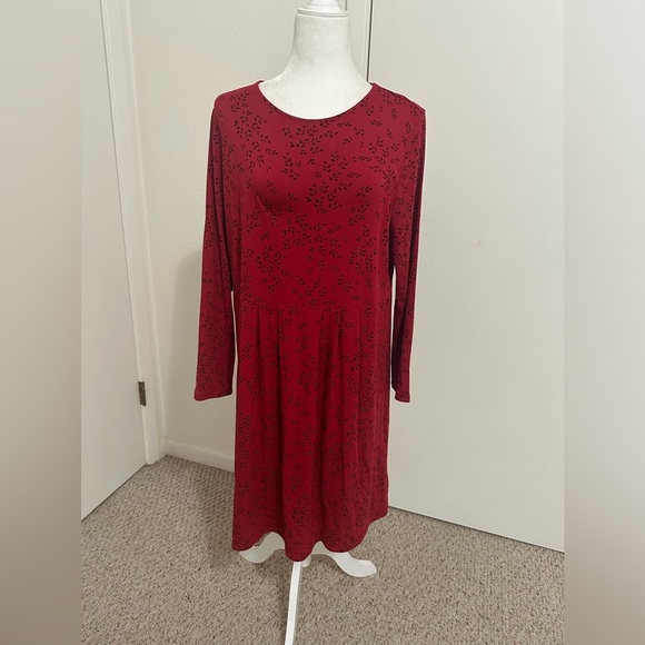 J. Jill Red Black Leaf Design Long Sleeve Swing Dress Sz Large Petite - Picture 1 of 10